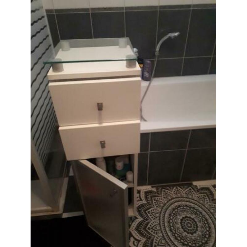 Badkamer kastje