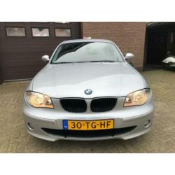 BMW 1-serie 118i Business Line Nieuwe Ketting + Klepseals!|L