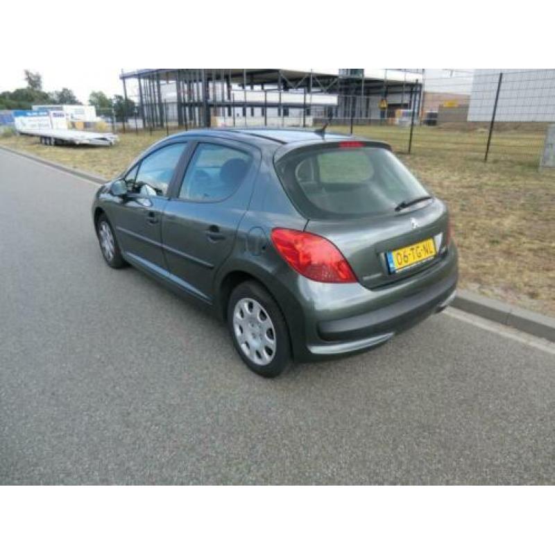 Peugeot 207 1.4 HDI XR