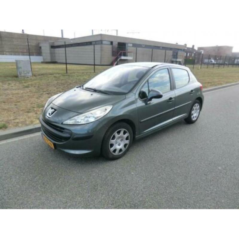 Peugeot 207 1.4 HDI XR