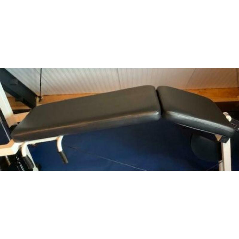 TechnoGym Isotonic Line Lying Leg Curl