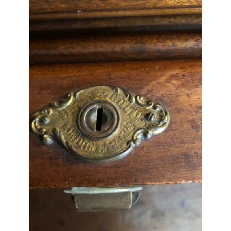 Prachtige secretaire uit jaren 30.