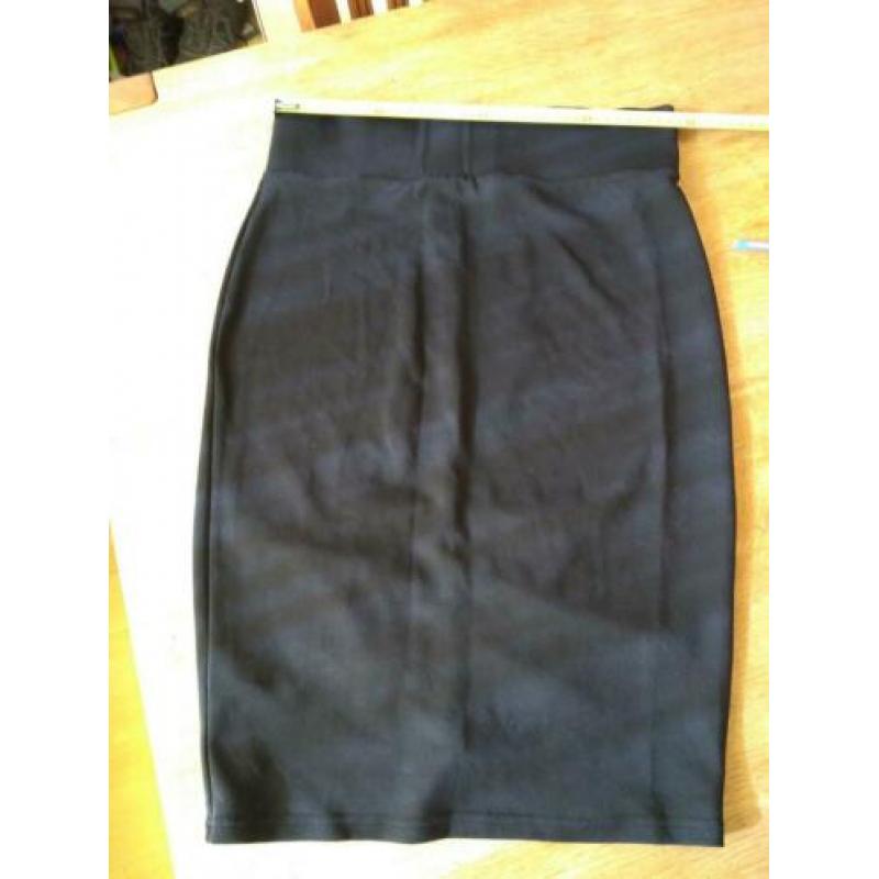 Stretch kokerrok/ pencil skirt van Juffrouw Jansen. Maat m.