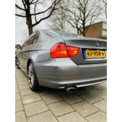 BMW 3-Serie 2.0 D 318 100KW 2009 business line,M paket!!!