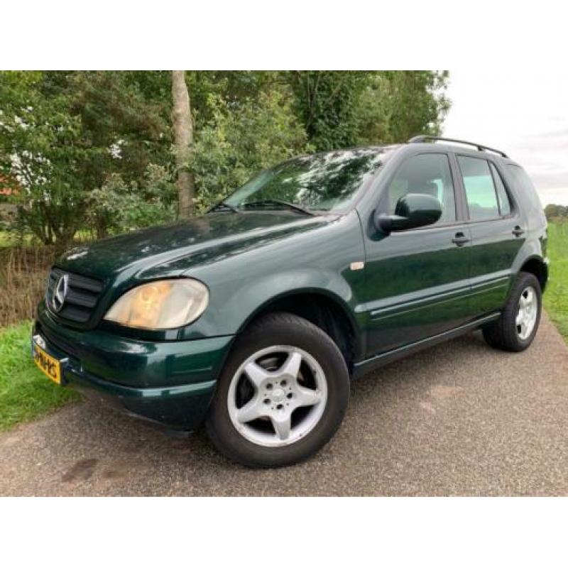 Mercedes-benz M-klasse 270 CDI Automaat/Leder/Navi/Youngtime