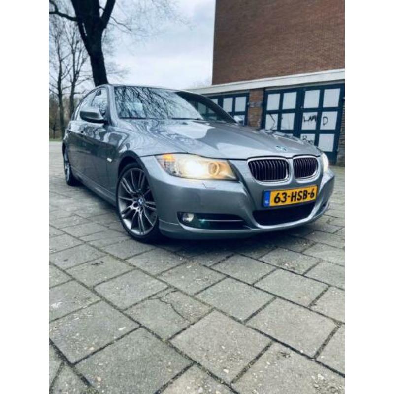 BMW 3-Serie 2.0 D 318 100KW 2009 business line,M paket!!!