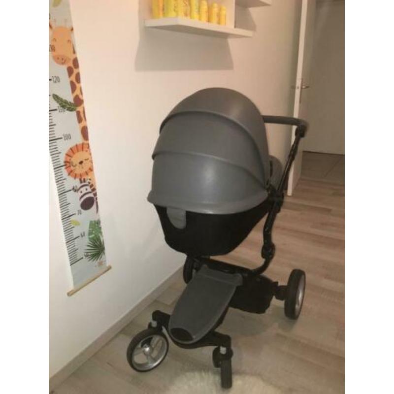 Grijze mima kinderwagen