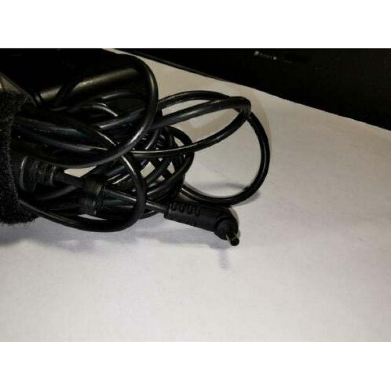 Laptop lader, merk Asus voor €10
