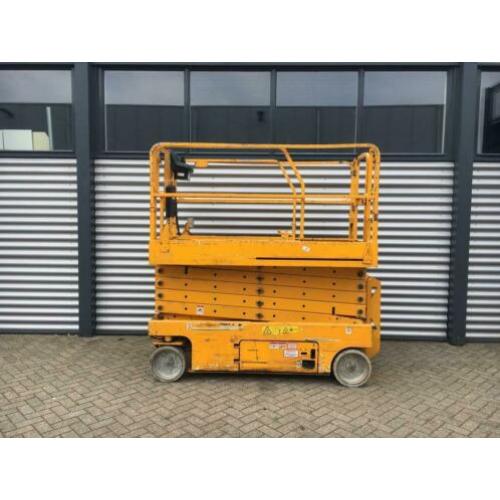 Genie GS3246 hoogwerker schaarhoogwerker 2004 (bj 2004)