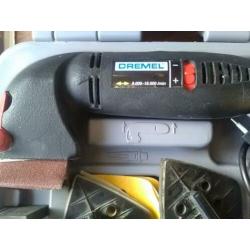 Dremel multi profiel schuurmachine