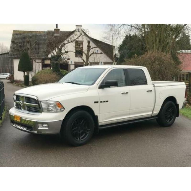 Dodge RAM PICKUP Dodge Ram 1500 5.7 V8 HEMI 396 PK LPG NAV