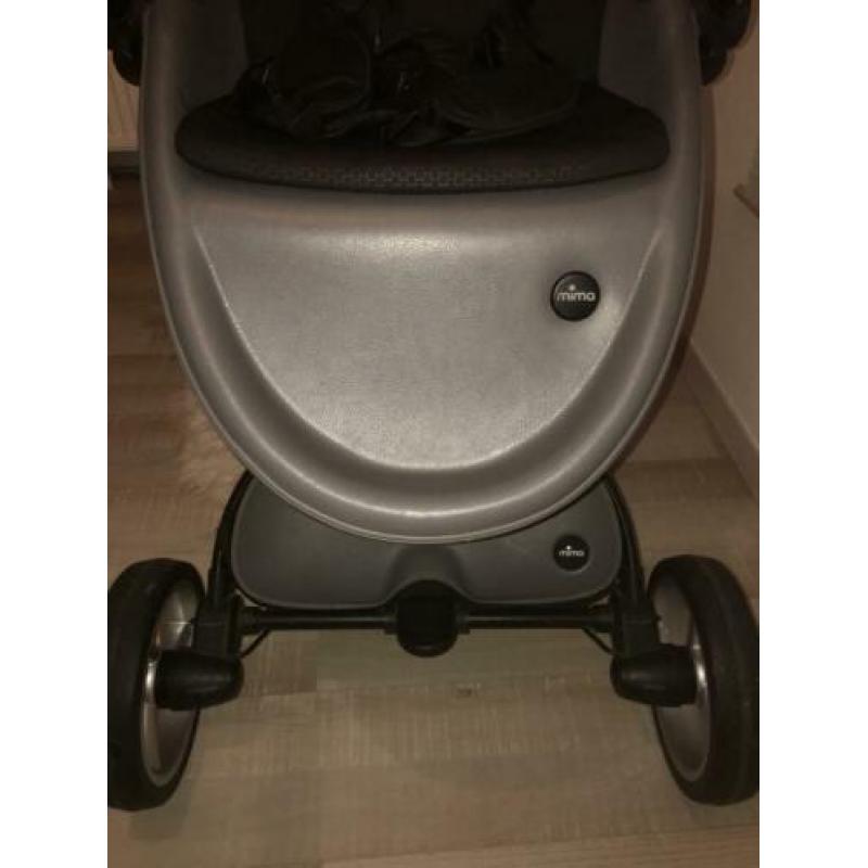 Grijze mima kinderwagen