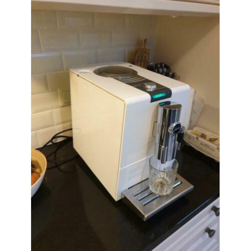 Jura Ena 5 Wit / Chrome