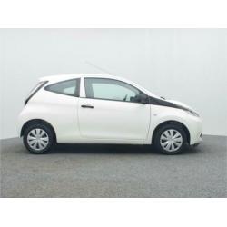 Toyota Aygo 1.0 VVT-i x-now | Airco | Dealer Onderhouden |