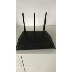 Netgear router R7000