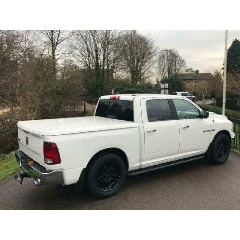 Dodge RAM PICKUP Dodge Ram 1500 5.7 V8 HEMI 396 PK LPG NAV
