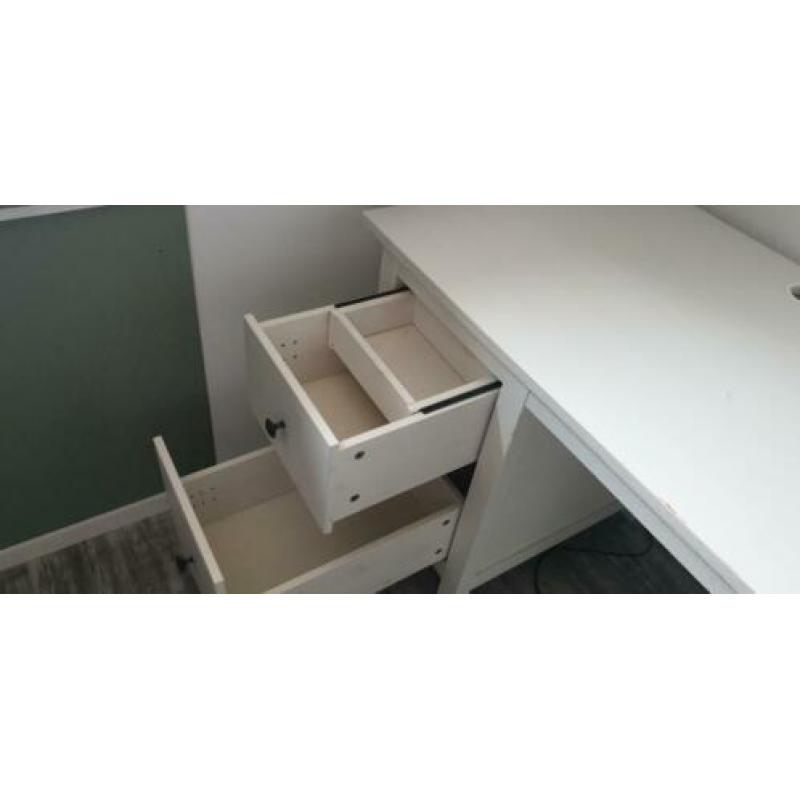 Ikea bureau