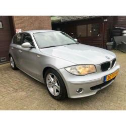 BMW 1-serie 118i Business Line Nieuwe Ketting + Klepseals!|L