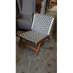 Nieuwe hardhouten fauteuil voor binnen of buiten