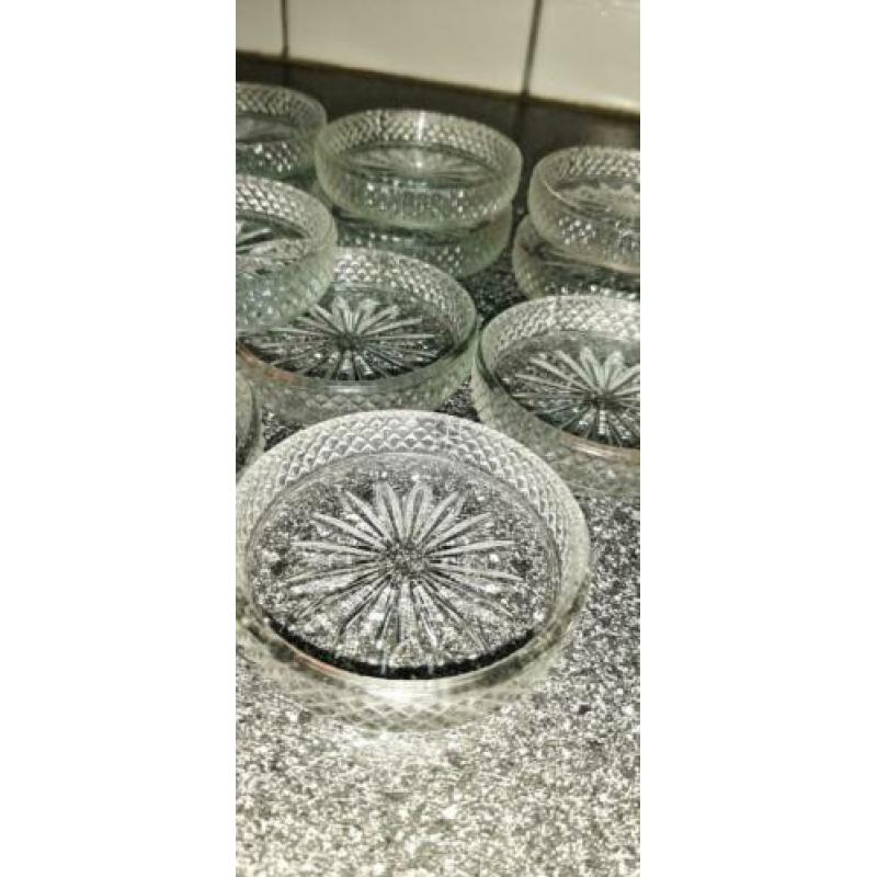 12 mooie glazen antieke ster onderzetters bakjes 7,5 cm