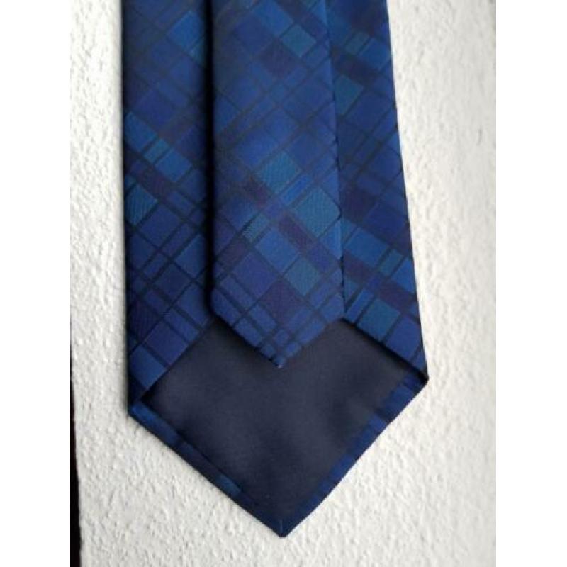 Blauwe stropdas. Marks en Spencer. Als nieuw !!