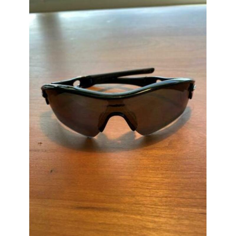 zonnebril Oakley Radarlock Path Iridium Black Polarized