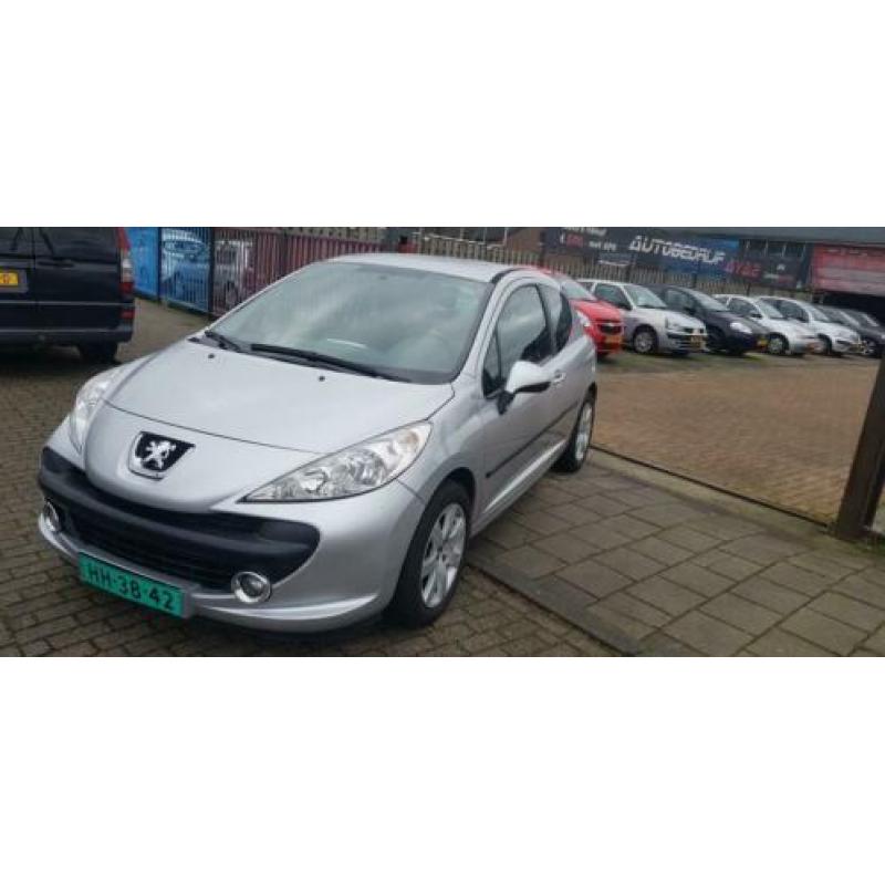 Peugeot 207 1.6 VTi XS