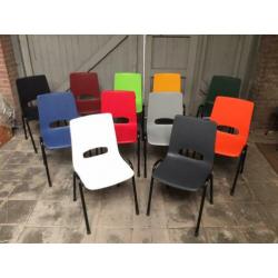 Nieuwe kantinestoelen stapelstoelen kuipstoelen 11 kleuren