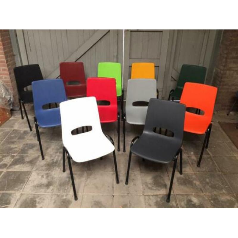 Nieuwe kantinestoelen stapelstoelen kuipstoelen 11 kleuren
