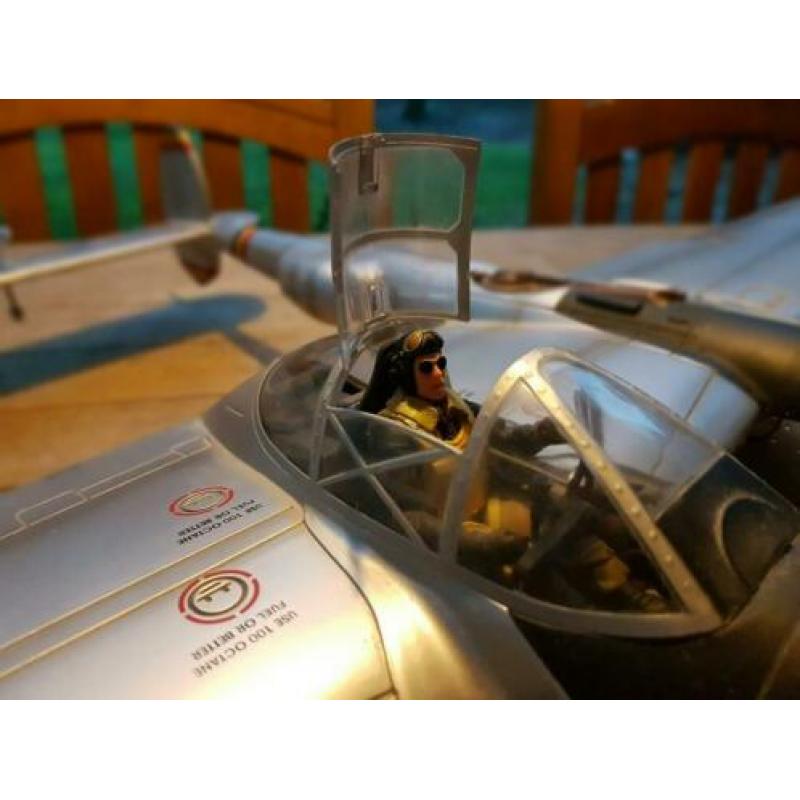 Lockheed P-38J fighter 1:18 Putt Putt Maru
