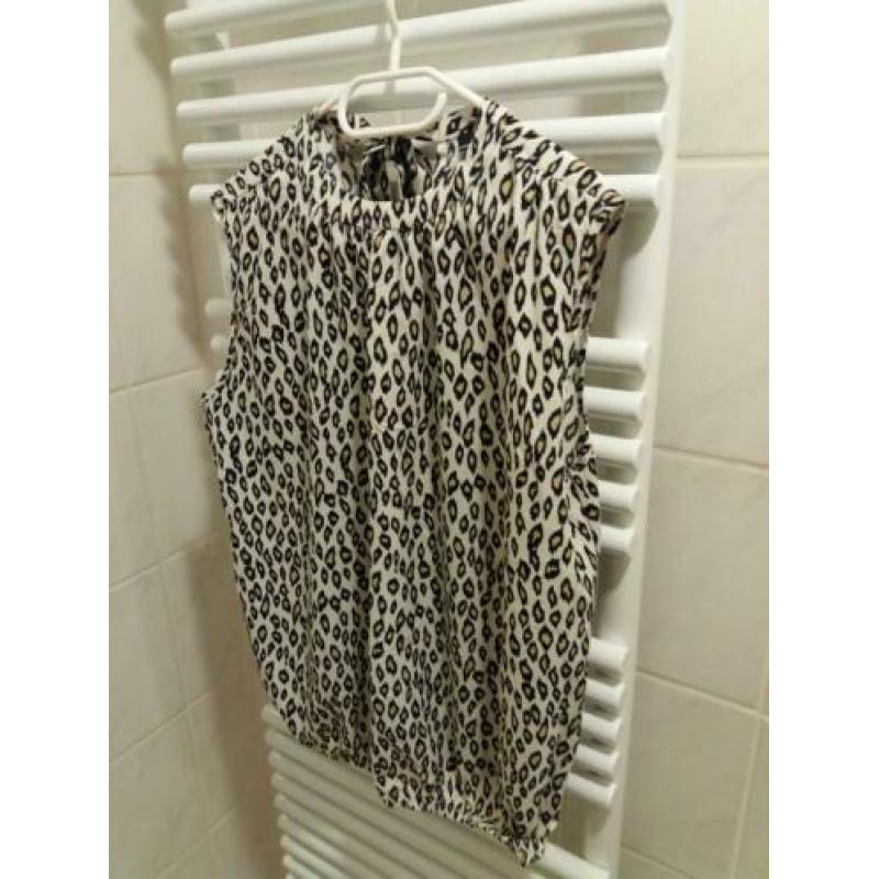 Norah top 2 stuks mt 40
