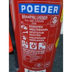 Uitverkoop!! Brandblusser 9kg met opbergkast voor €95,-!