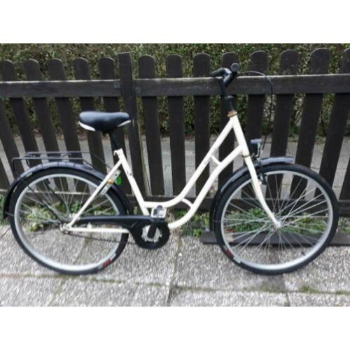 Kinderfiets zonder ACHTERLICHT.24 inch