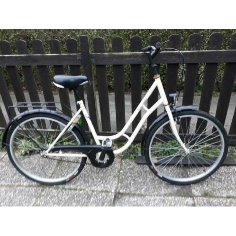 Kinderfiets zonder ACHTERLICHT.24 inch