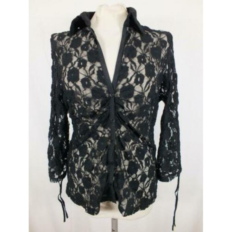 Gave zwarte kanten blouse.Mt M.Merk Trois de Bologne