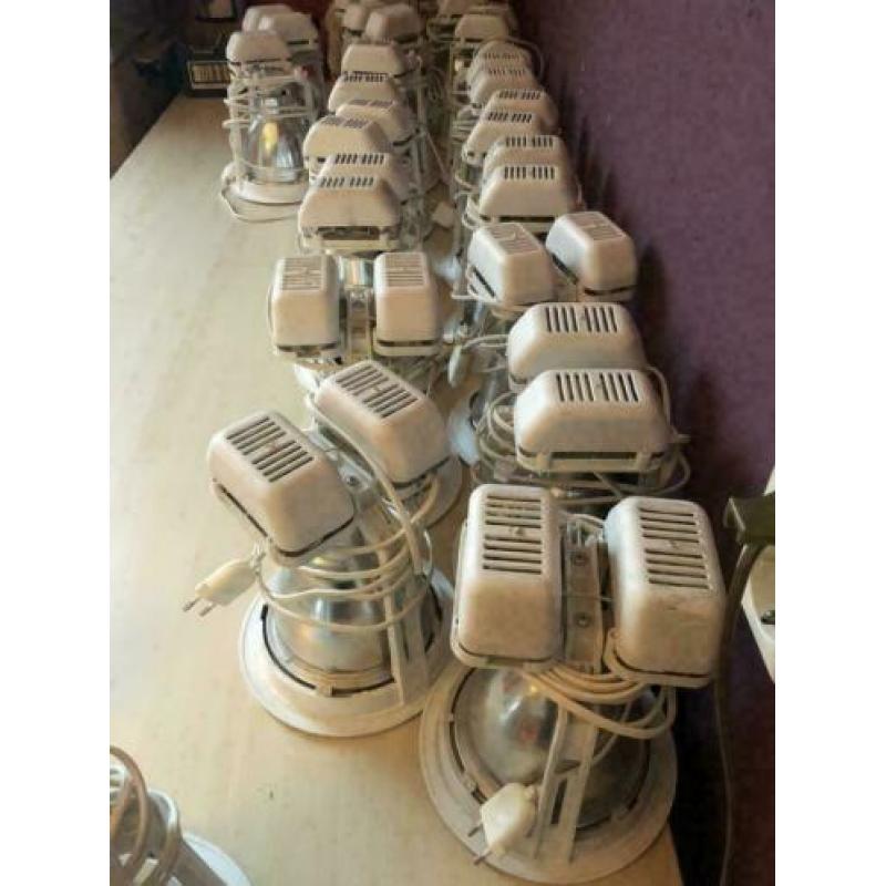 Inbouwspot met spaarlamp voor systeemplafons (40 Stuks).