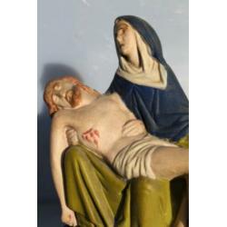 Oud beeld Pieta H 22,5 cm B