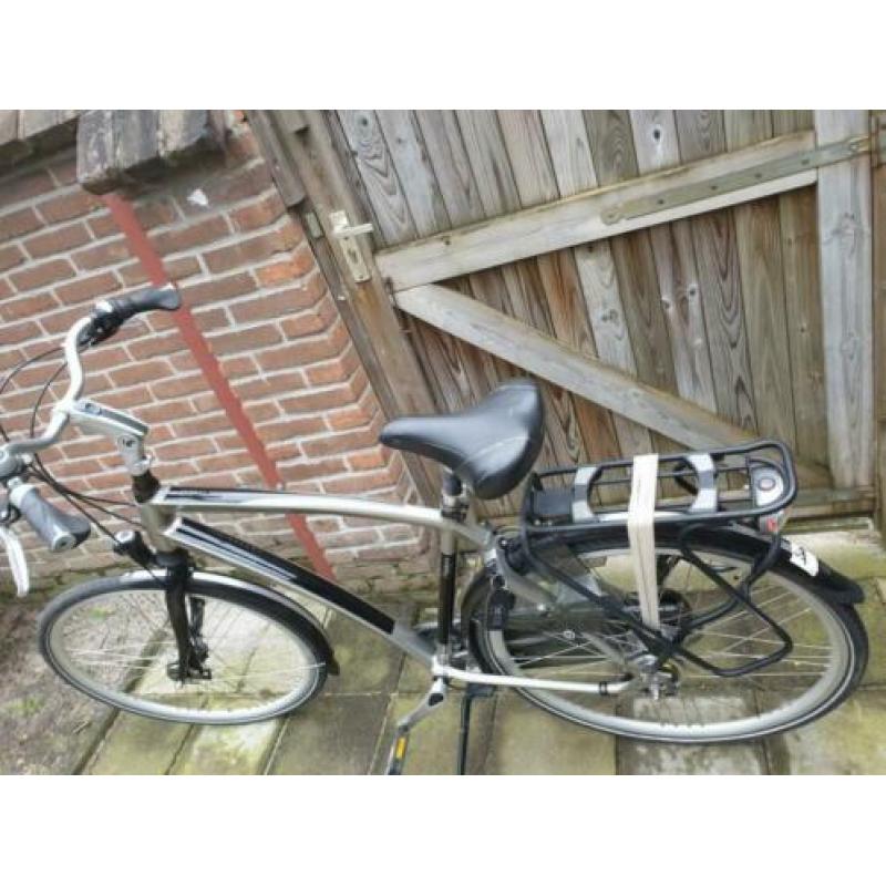 Als Nieuw Sparta Thaka heren fiets 57 frama 28 inch.