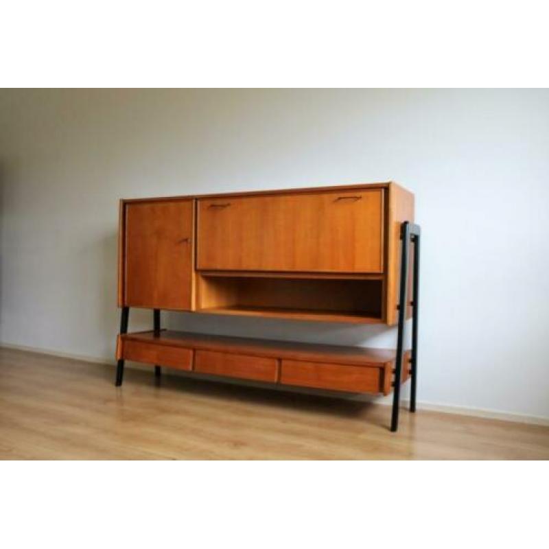 Vintage sideboard | dressoir | jaren 60 | kast