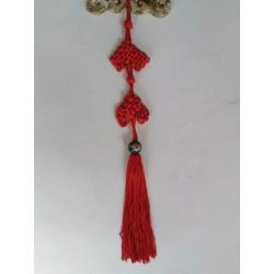 Lange Chinese hanher van Jade, met rood touw