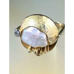 14k. gouden Parel ring met briljant
