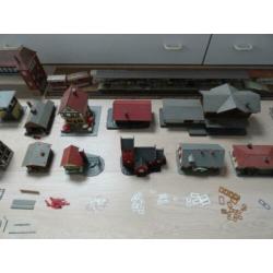 HO modelspoorbouw - huizen en gebouwen - schaal 1:87