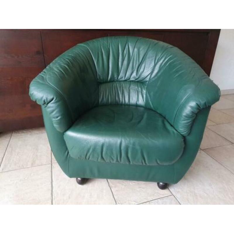 2 leren stoelen