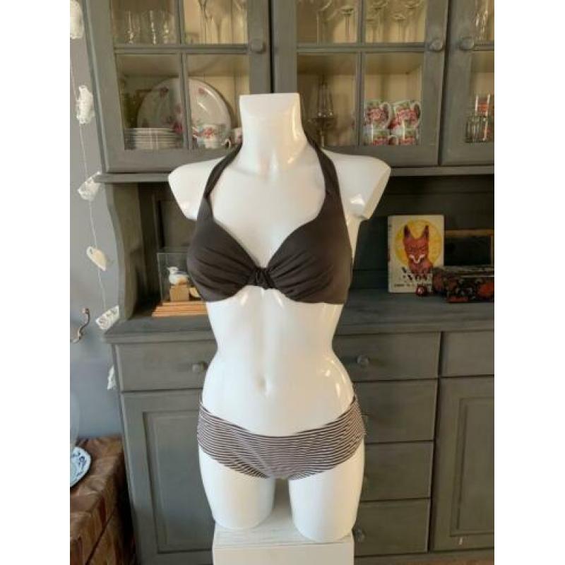 Mooie bruine bikini van HM maat 38 75C