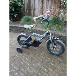 Camouflage jongens fietsje12,5 inch wielen en zijwieltjes