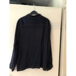 Closed blouse