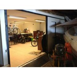 Aanbouw woonunit schaftkeet bouw containers chalet MOET WEG
