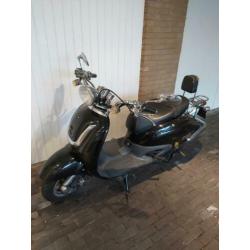 AGM retro zwart