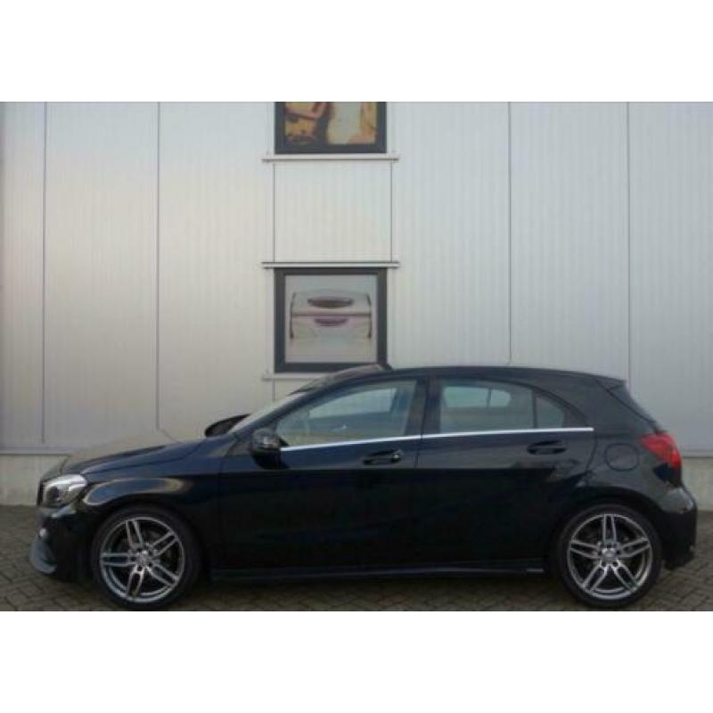 Zeer mooie Mercedes A-Klasse A180 AMG pakket AMG Line
