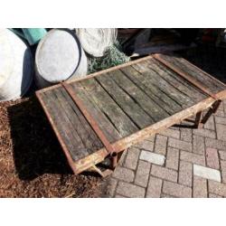 Oud origineel & super stoere industriële salontafel